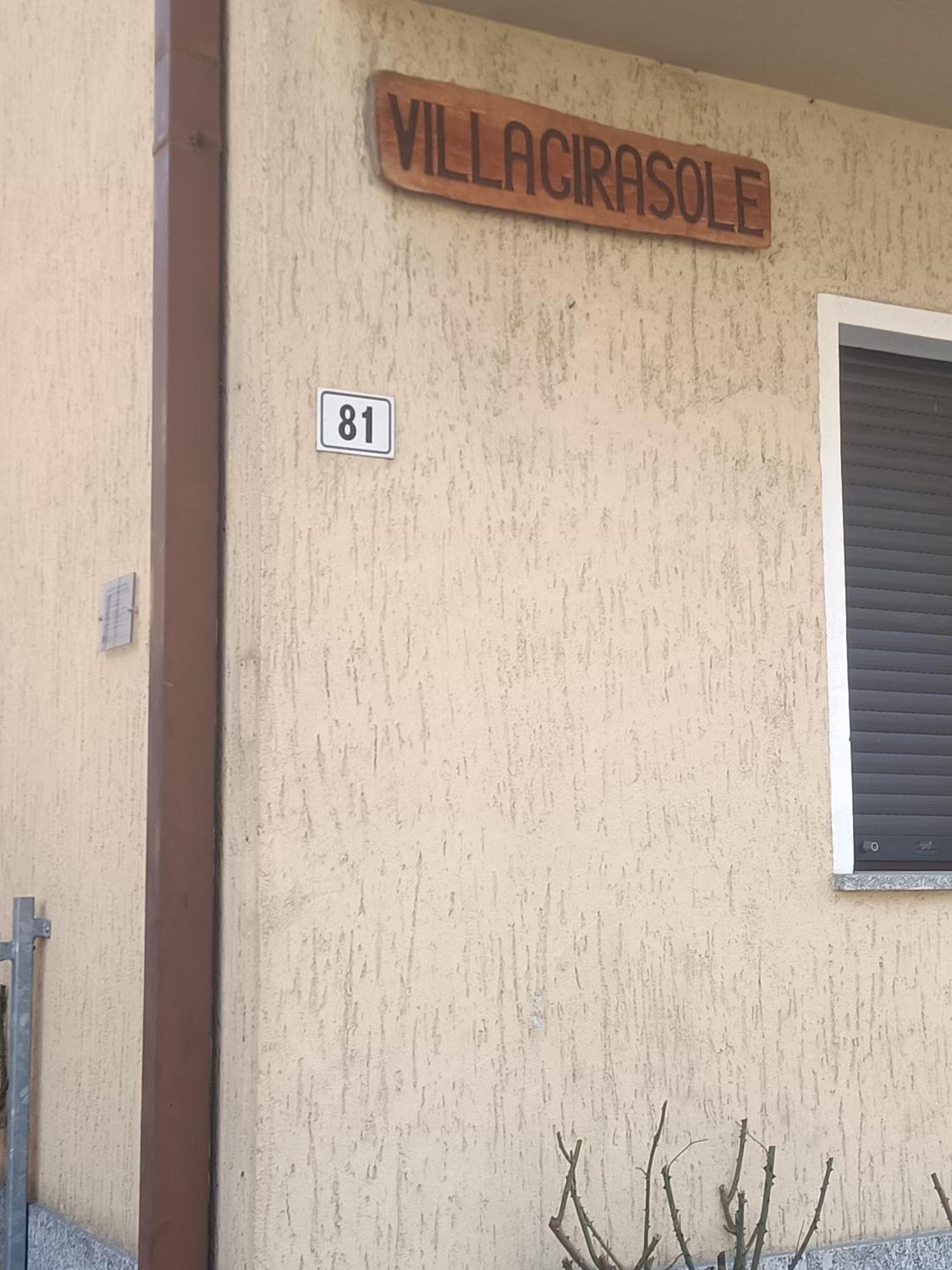 Ak House Apartman Aprica Kültér fotó